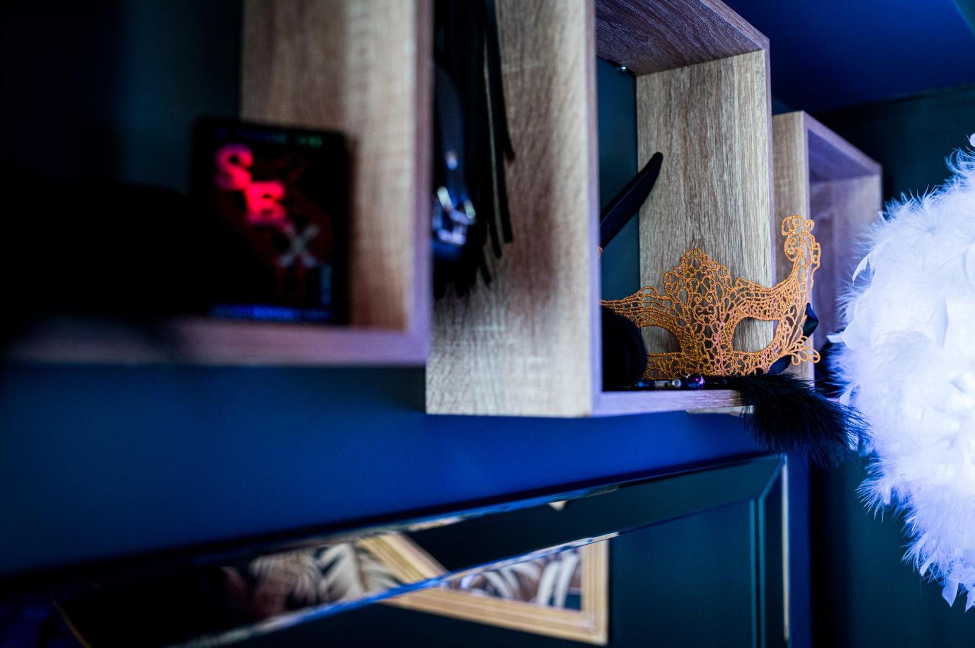 Loveroom Sauna, Balneo, Parking Prive Dans Le Centre De Honfleur Bilik gambar